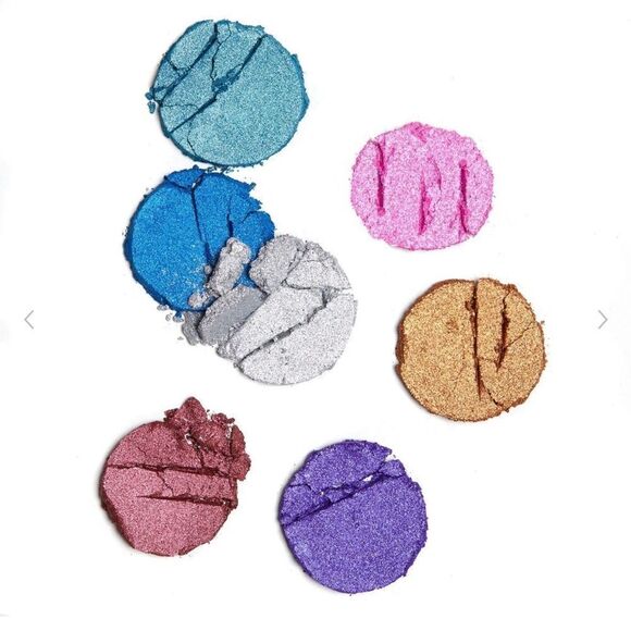 Glass Metallic Bright Silver Pigment by KKW Beauty - Picture 7 of 8